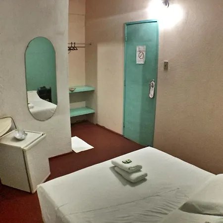 Hotel Lux *